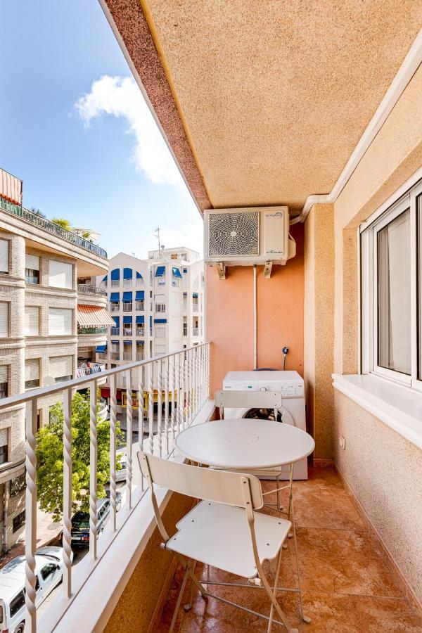 Apartamiento Fragata Apartamento Torrevieja Exterior foto